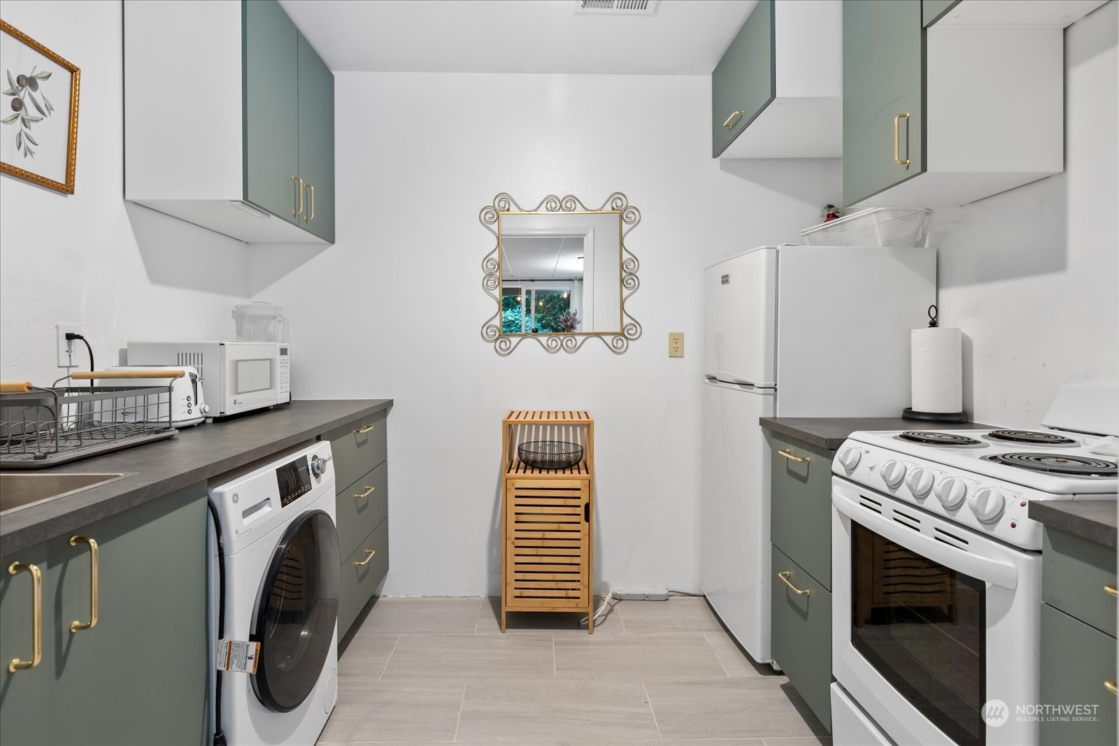 25927 Southeast 164th Street Issaquah, WA 98027 - Photo 19 of 40