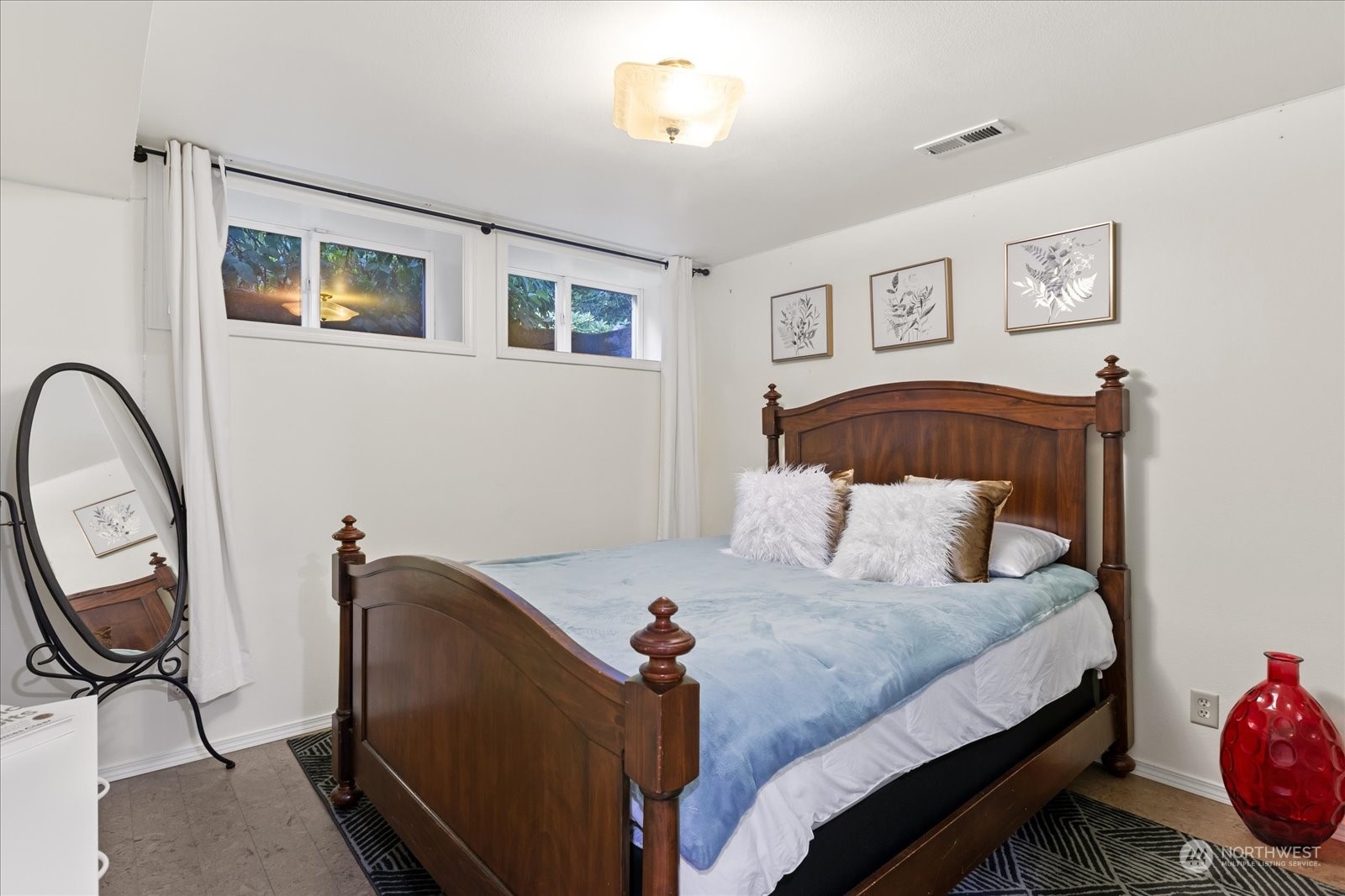25927 Southeast 164th Street Issaquah, WA 98027 - Photo 24 of 40