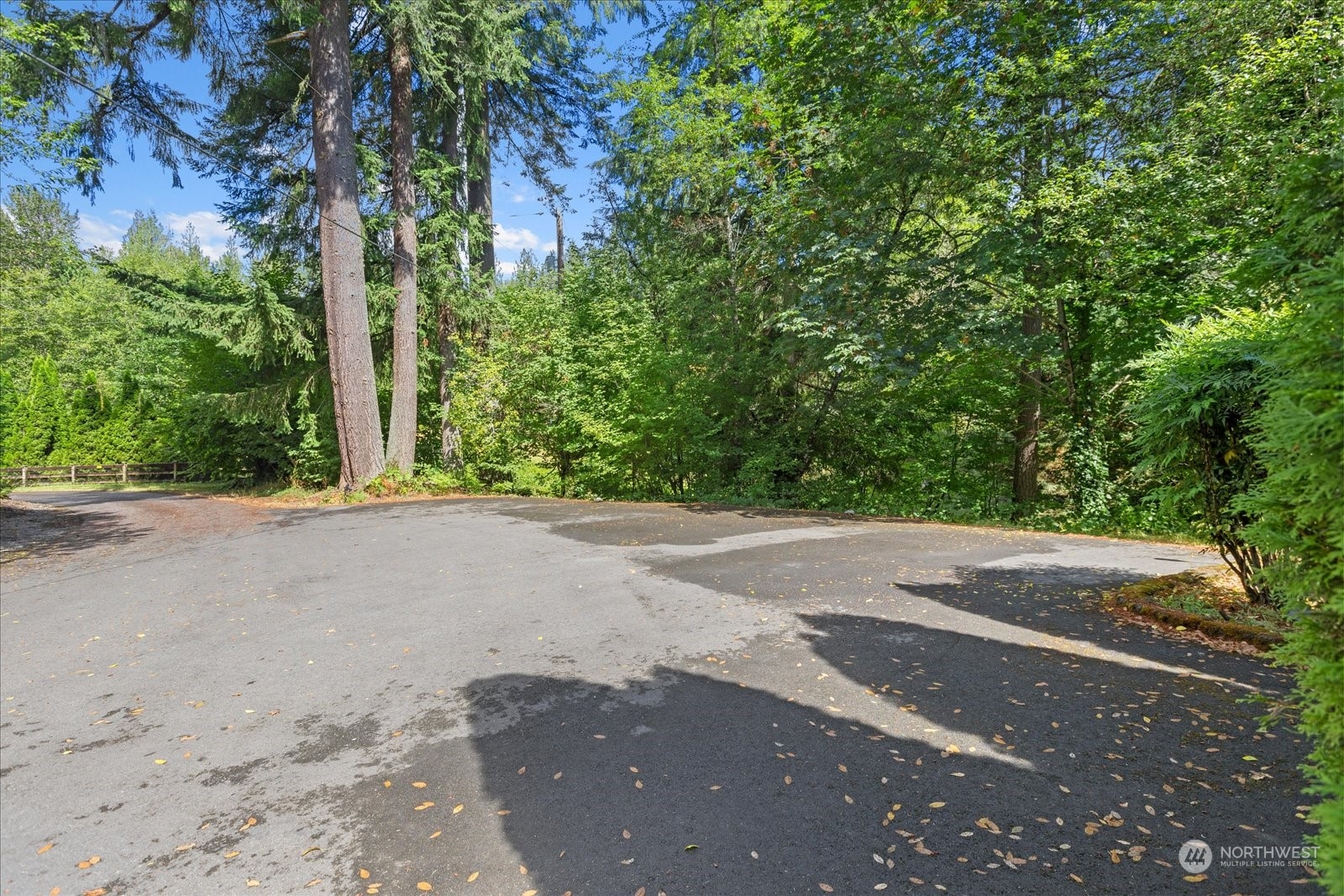 25927 Southeast 164th Street Issaquah, WA 98027 - Photo 39 of 40