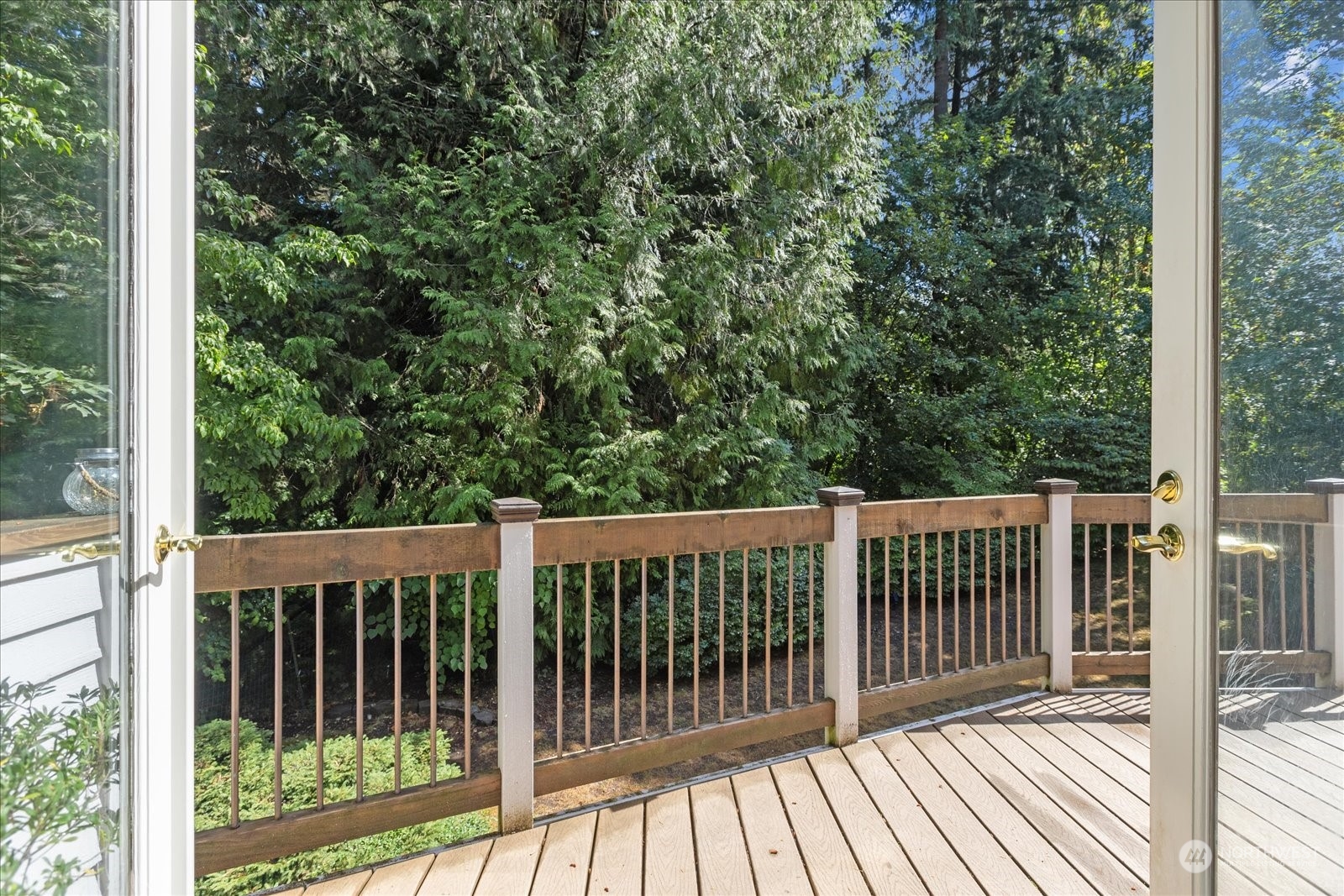 25927 Southeast 164th Street Issaquah, WA 98027 - Photo 8 of 40