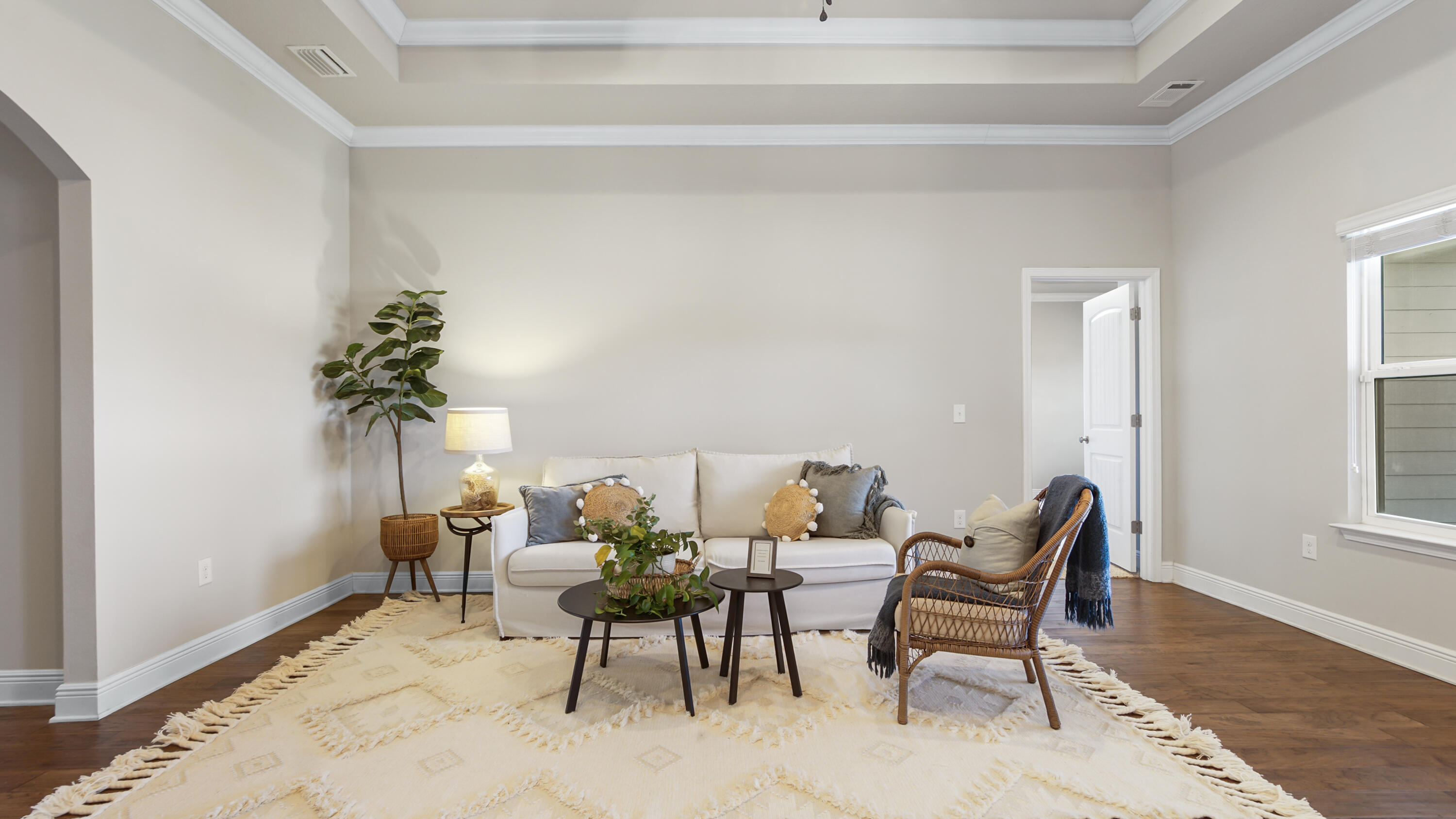 96 Mary Ellen Way Freeport, FL 32439 - Photo 8 of 69 a dining room with furniture and a potted plant