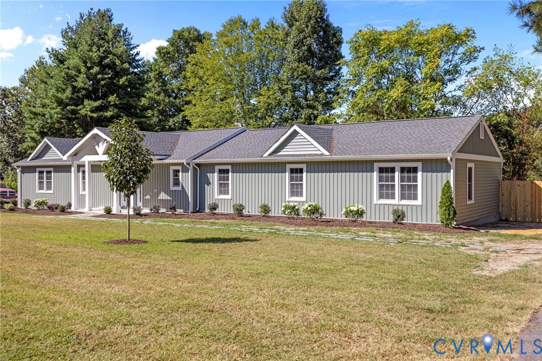 8323 Raven Run Drive Mechanicsville, VA 23111 - Photo 3 of 50