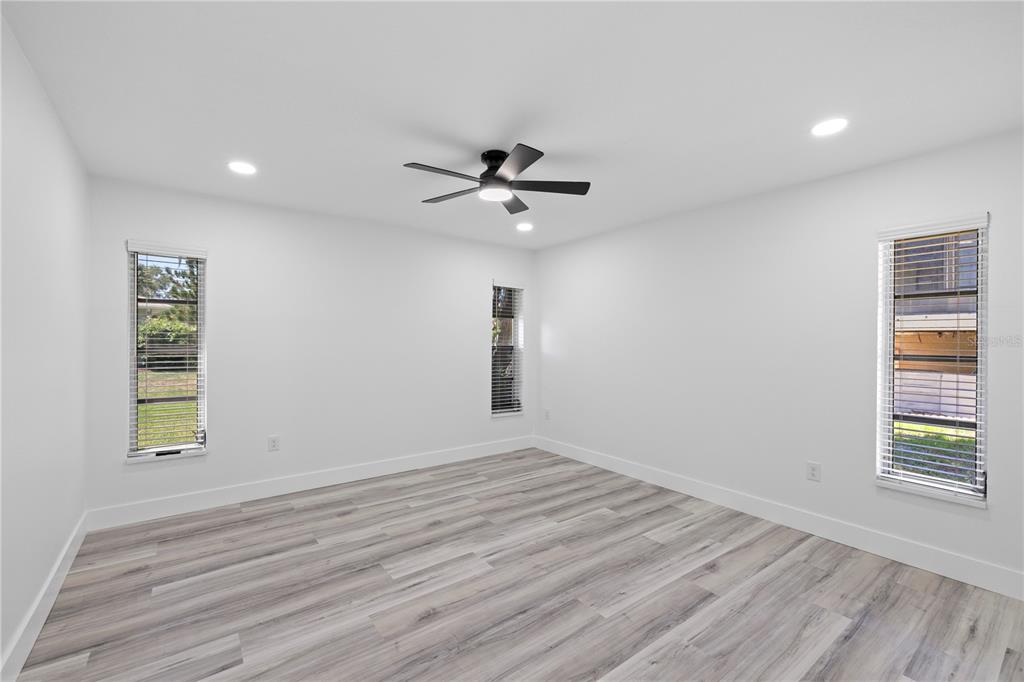5507 Nimitz Road New Port Richey, FL 34652 - Photo 9 of 30 Gallery Image 9