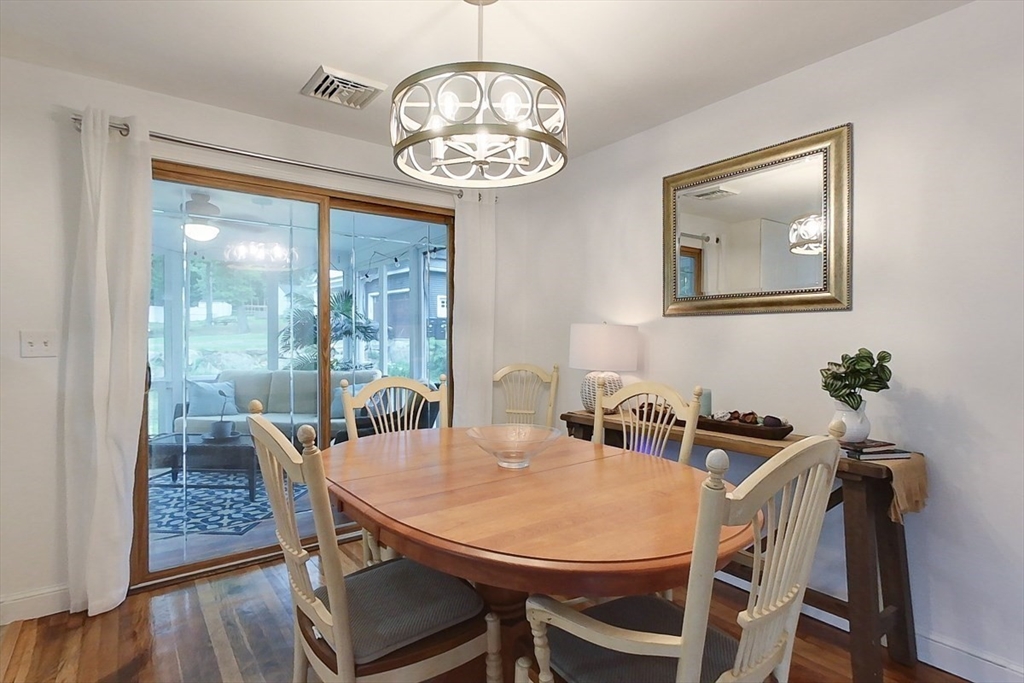 132 Oak Ridge Drive Ayer, MA 01432 - Photo 5 of 33