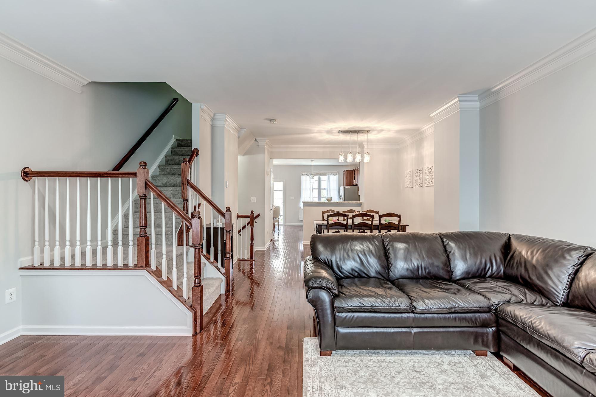 25450 South Riding Boulevard Chantilly, VA 20152 - Photo 11 of 41 Gallery Image 11