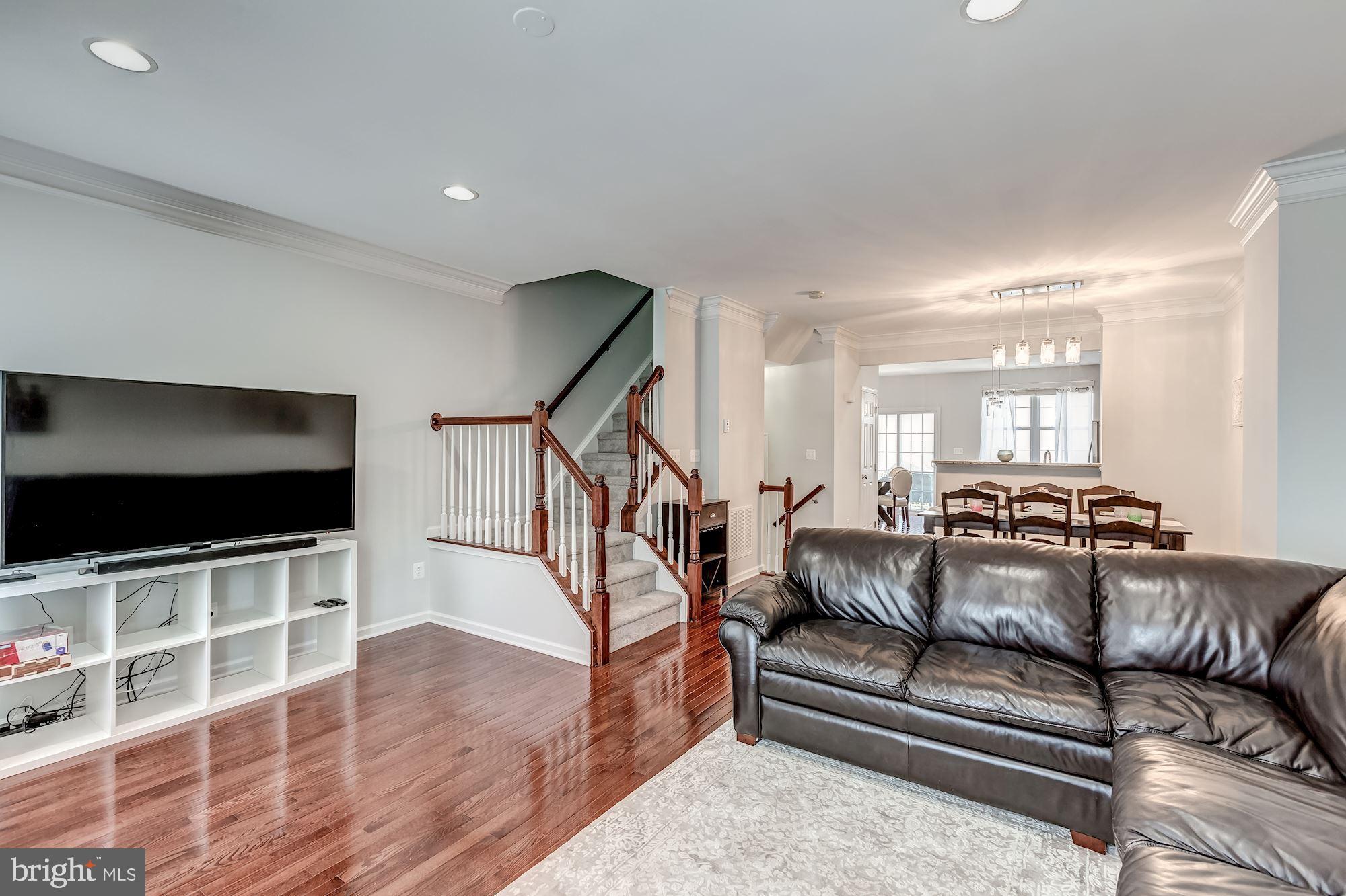 25450 South Riding Boulevard Chantilly, VA 20152 - Photo 12 of 41 Gallery Image 12