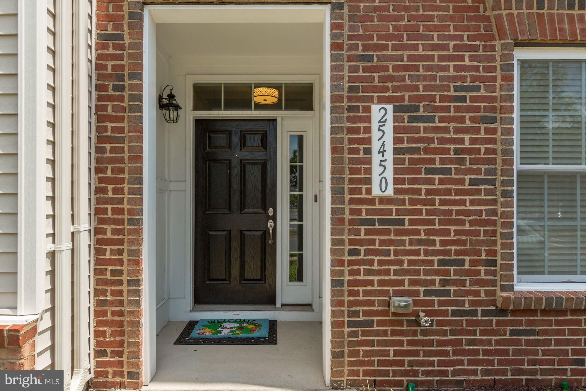 25450 South Riding Boulevard Chantilly, VA 20152 - Photo 3 of 41 Gallery Image 3