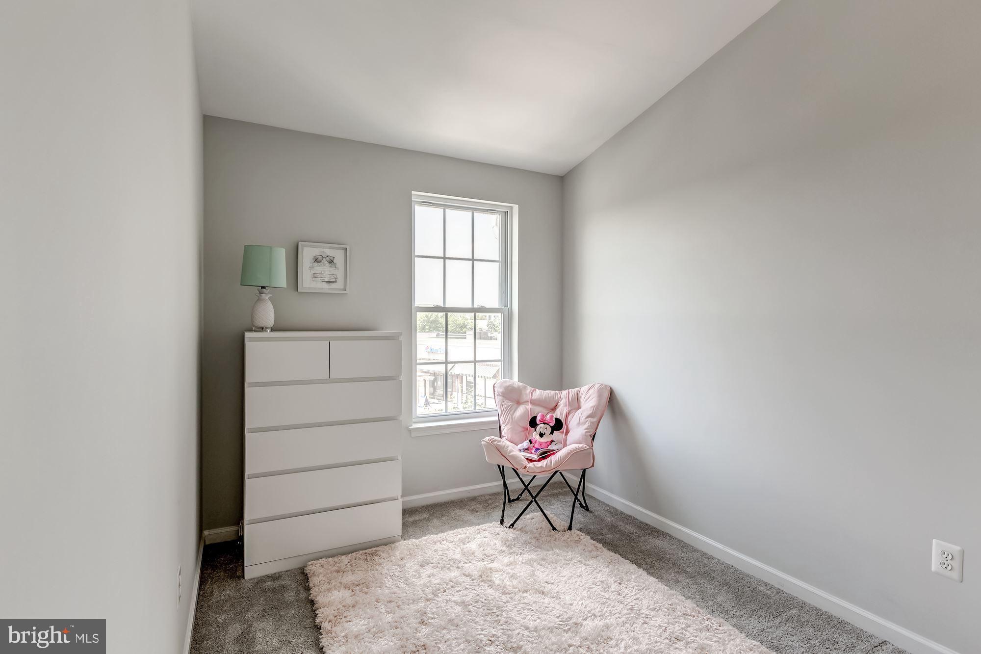 25450 South Riding Boulevard Chantilly, VA 20152 - Photo 35 of 41 Gallery Image 35