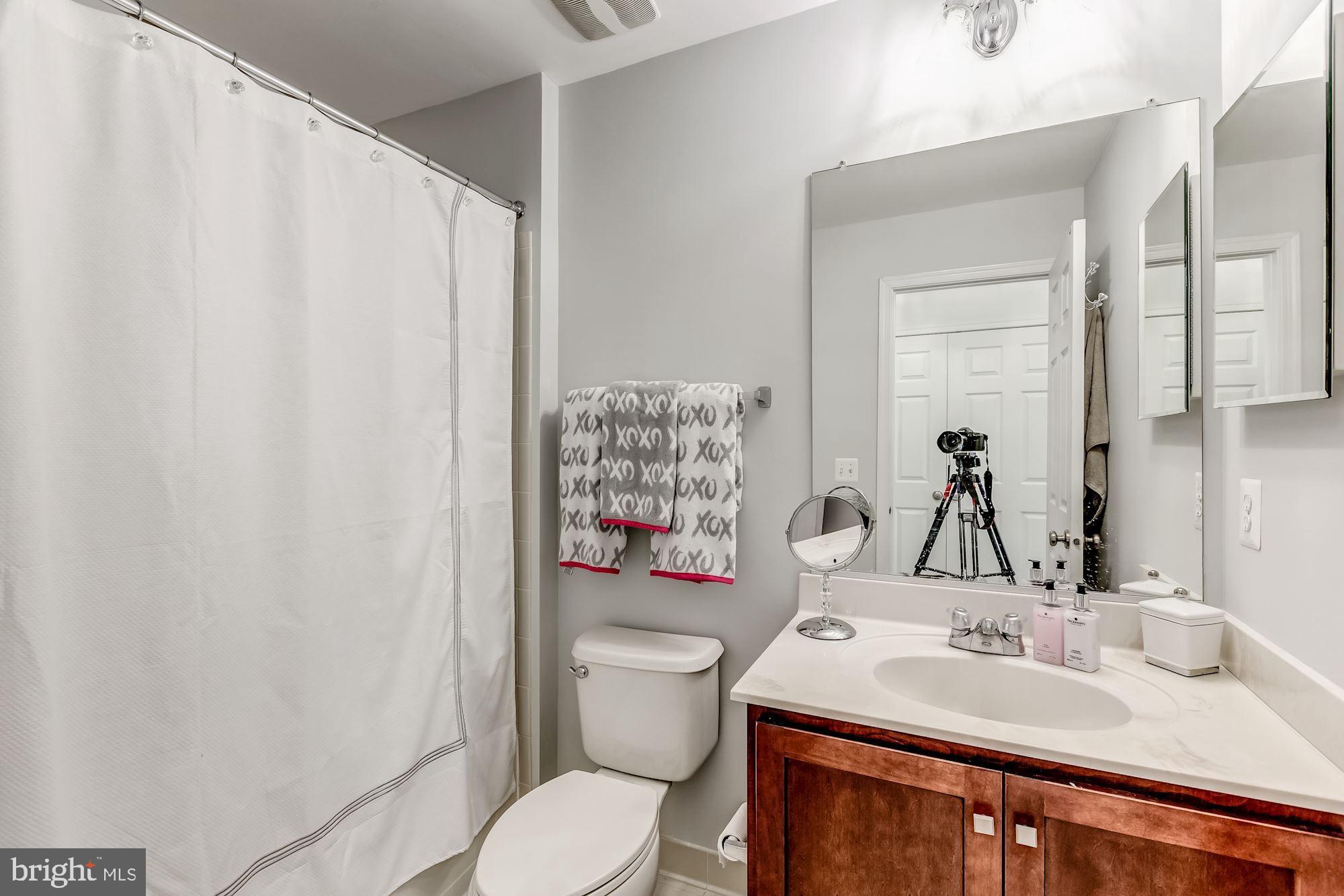 25450 South Riding Boulevard Chantilly, VA 20152 - Photo 36 of 41 Gallery Image 36