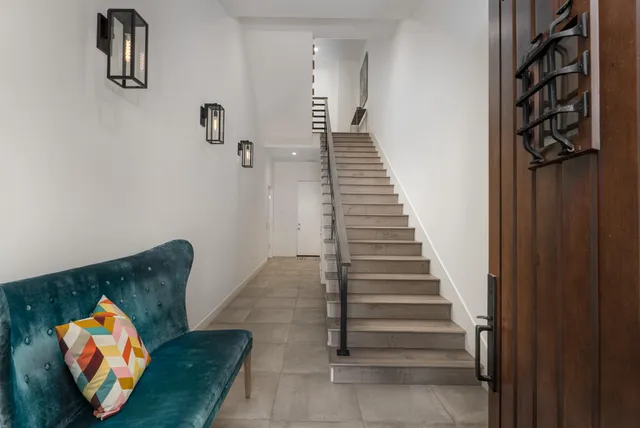 $1,495,000 | 233 Calle La Soledad, Palm Springs, CA 92262