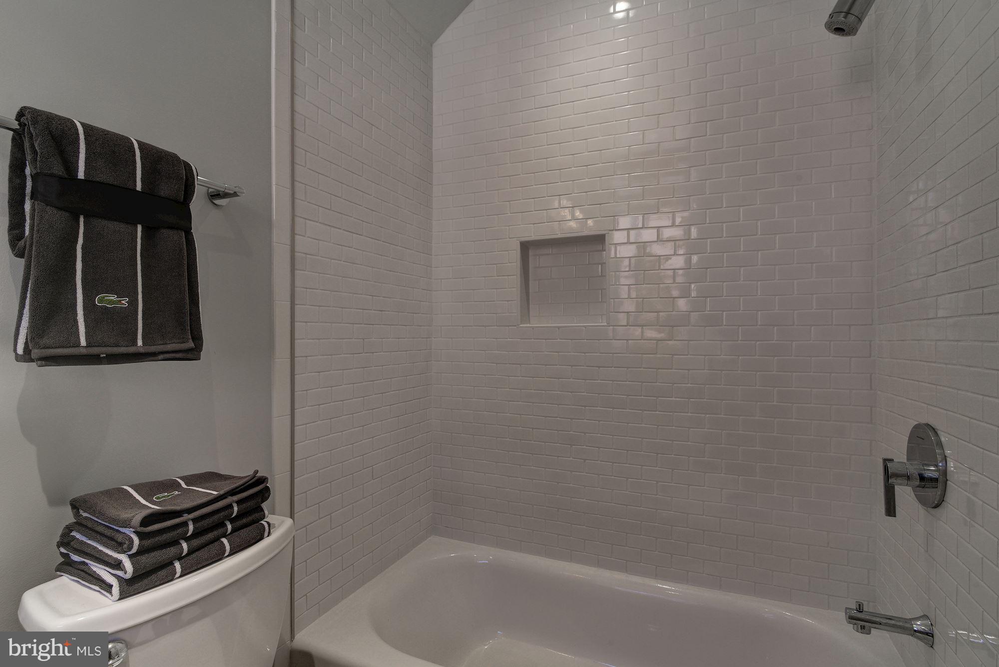 2703 11th Street Northwest, Unit 2 Washington, DC 20001 - Photo 23 of 28 Tub in MBA