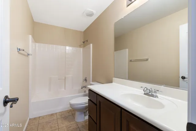 $2,495 | 1870 South Colt Drive, Gilbert, AZ 85295