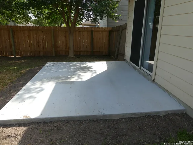 a view of empty room