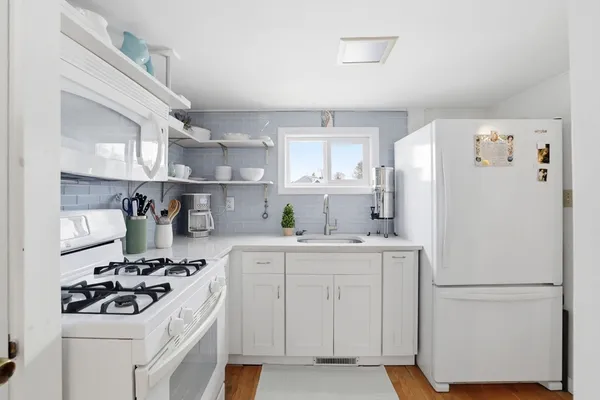$549,000 | 137 Hampton Circle, Hull, MA 02045