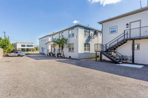 $1,350 | 215 North Milby Street, Unit 1, Houston, TX 77003