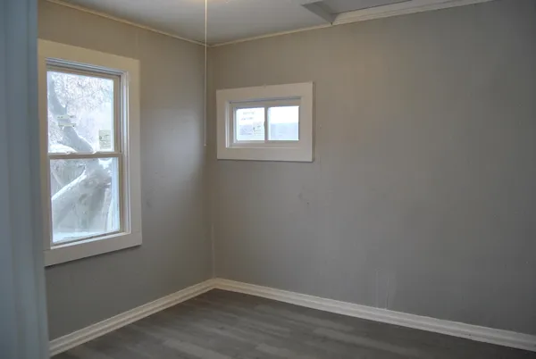 $199,000 | 3219 West Lynndale Avenue, Greenfield, WI 53221