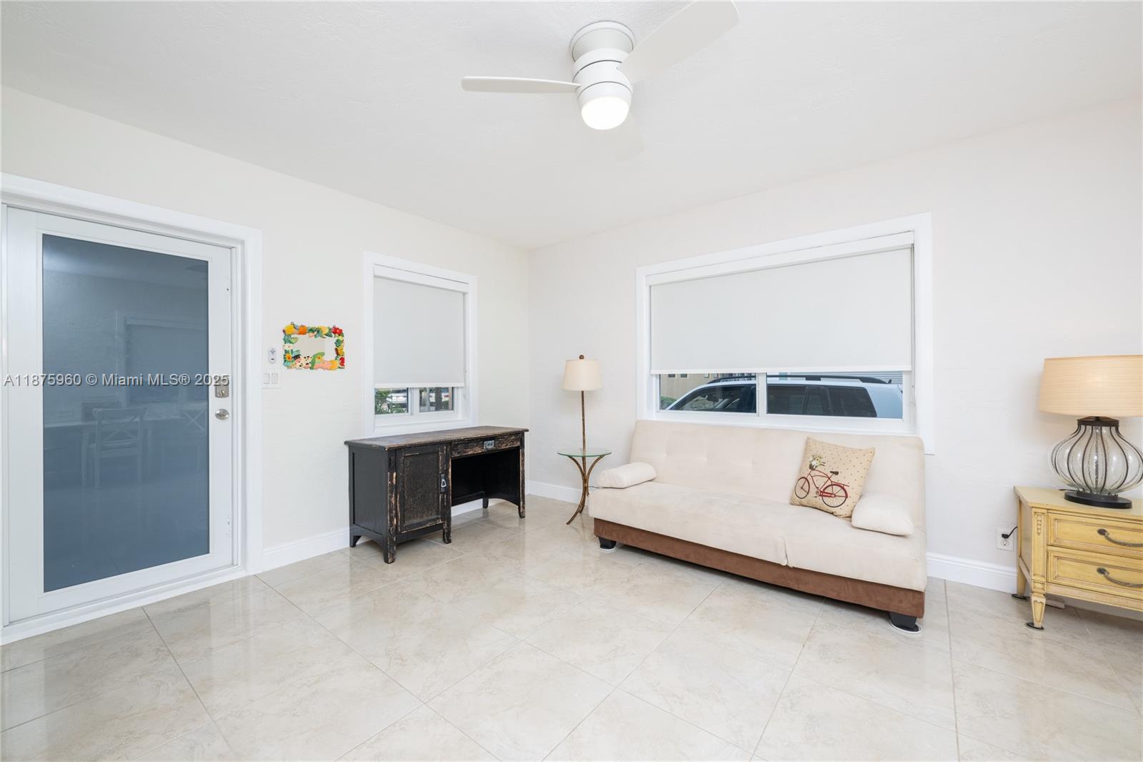 3220 North Surf Road, Unit 1 Hollywood, FL 33019 - Photo 7 of 28 Spacious Living Room