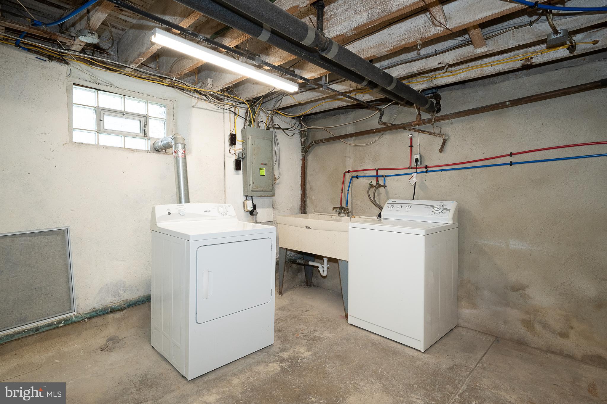 500 Elm Avenue Upper Darby, PA 19082 - Photo 32 of 35 a utility room with dryer and washer