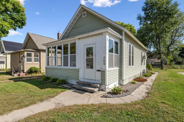 $175,000 | 204 Harvester Avenue, Winona, MN 55987