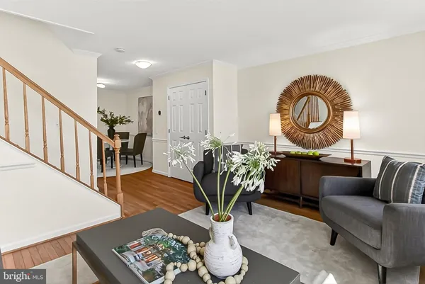 $725,000 | 104 South Wise Street, Arlington, VA 22204