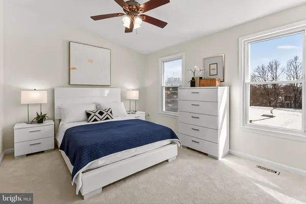 $725,000 | 104 South Wise Street, Arlington, VA 22204