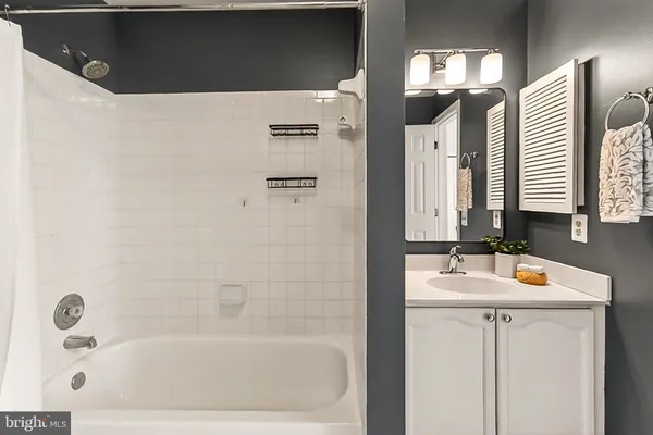 $725,000 | 104 South Wise Street, Arlington, VA 22204