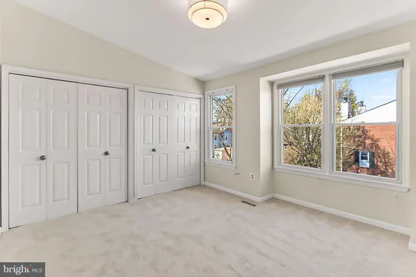 $725,000 | 104 South Wise Street, Arlington, VA 22204