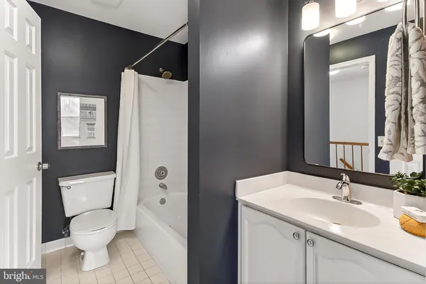 $725,000 | 104 South Wise Street, Arlington, VA 22204