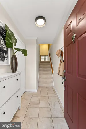 $725,000 | 104 South Wise Street, Arlington, VA 22204