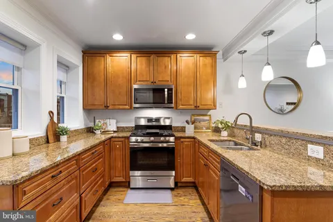 $849,000 | 621 Orleans Place Northeast, Washington, DC 20002