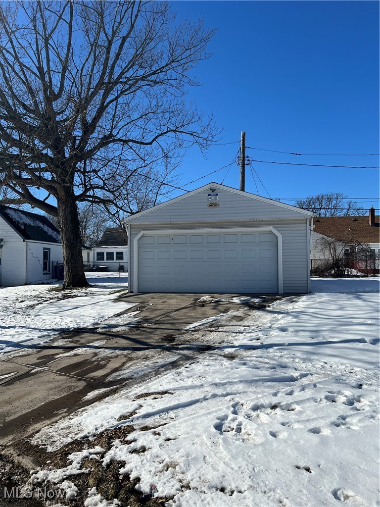 3200 Joslyn Road Cleveland, OH 44111 - Photo 3 of 33 Gallery Image 3