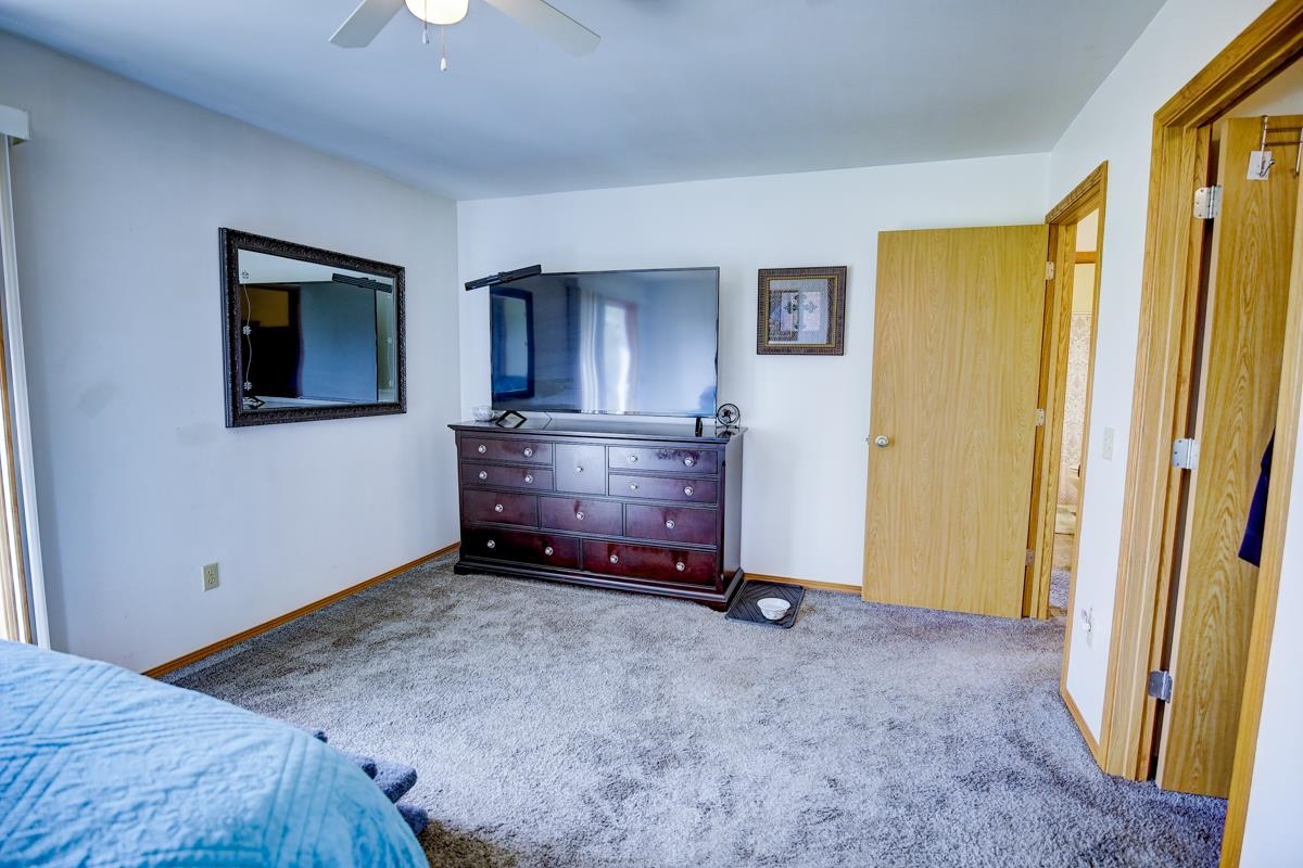1124 Hubbell Street Marshall, WI 53559 - Photo 11 of 29