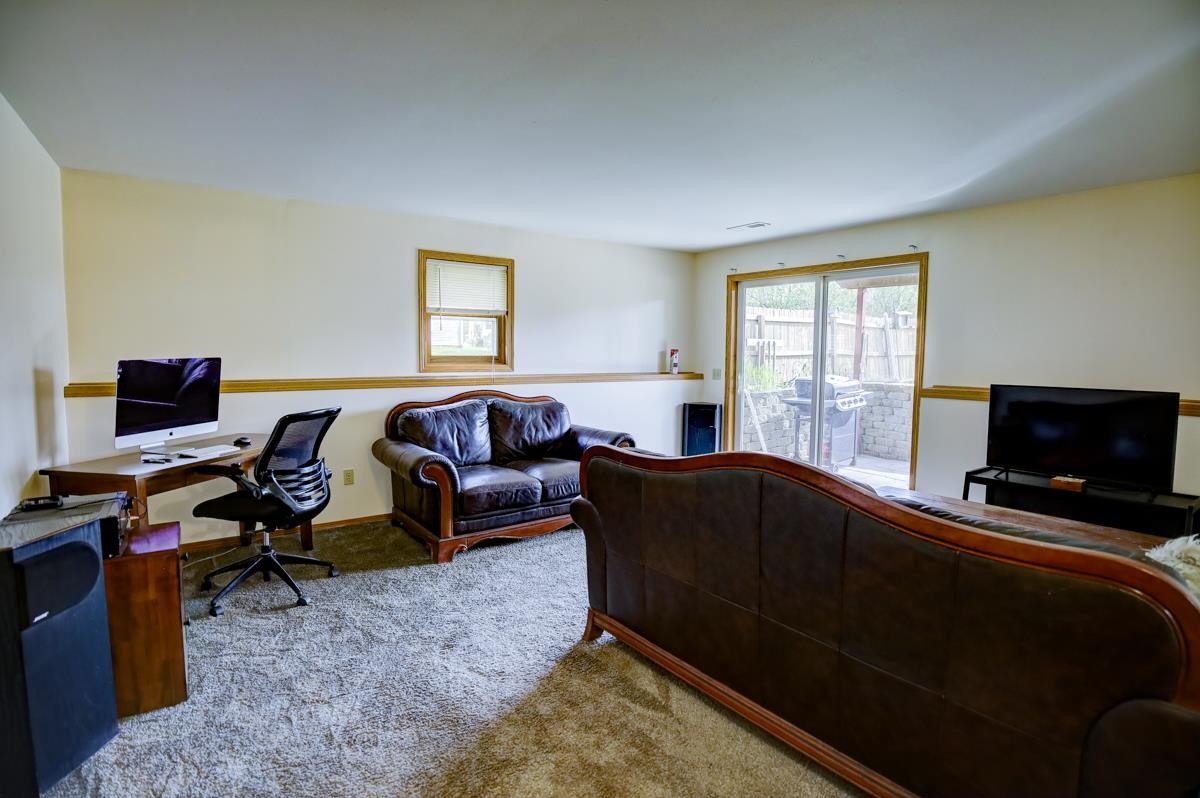 1124 Hubbell Street Marshall, WI 53559 - Photo 12 of 29