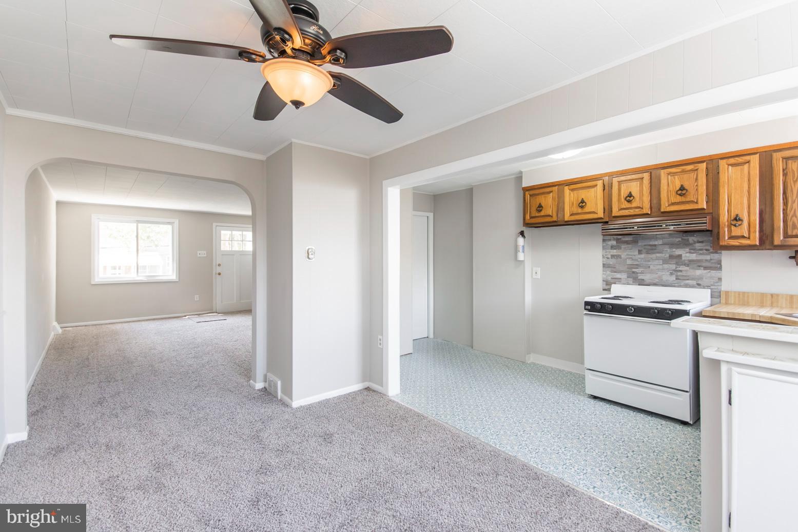 831 Grant Road Folcroft, PA 19032 - Photo 11 of 26