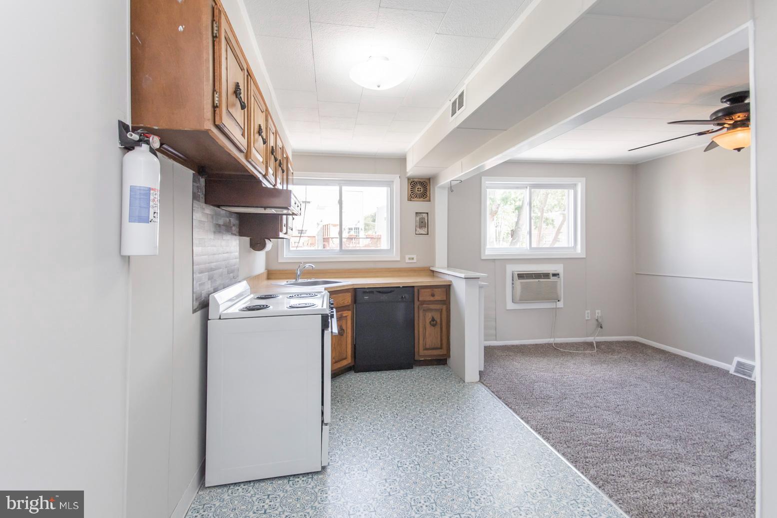 831 Grant Road Folcroft, PA 19032 - Photo 15 of 26