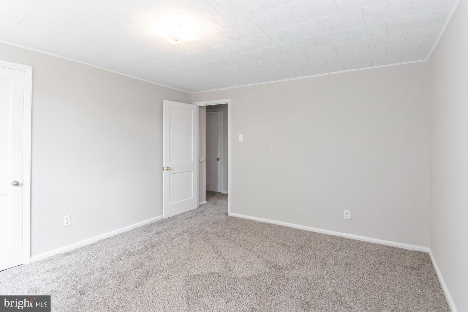 831 Grant Road Folcroft, PA 19032 - Photo 18 of 26