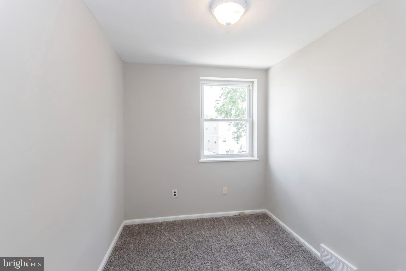 831 Grant Road Folcroft, PA 19032 - Photo 20 of 26