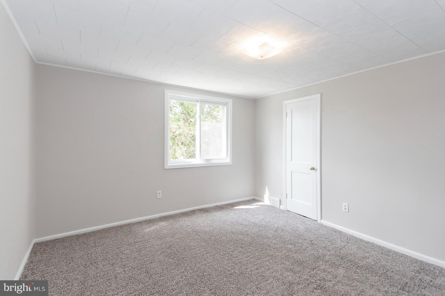 831 Grant Road Folcroft, PA 19032 - Photo 22 of 26
