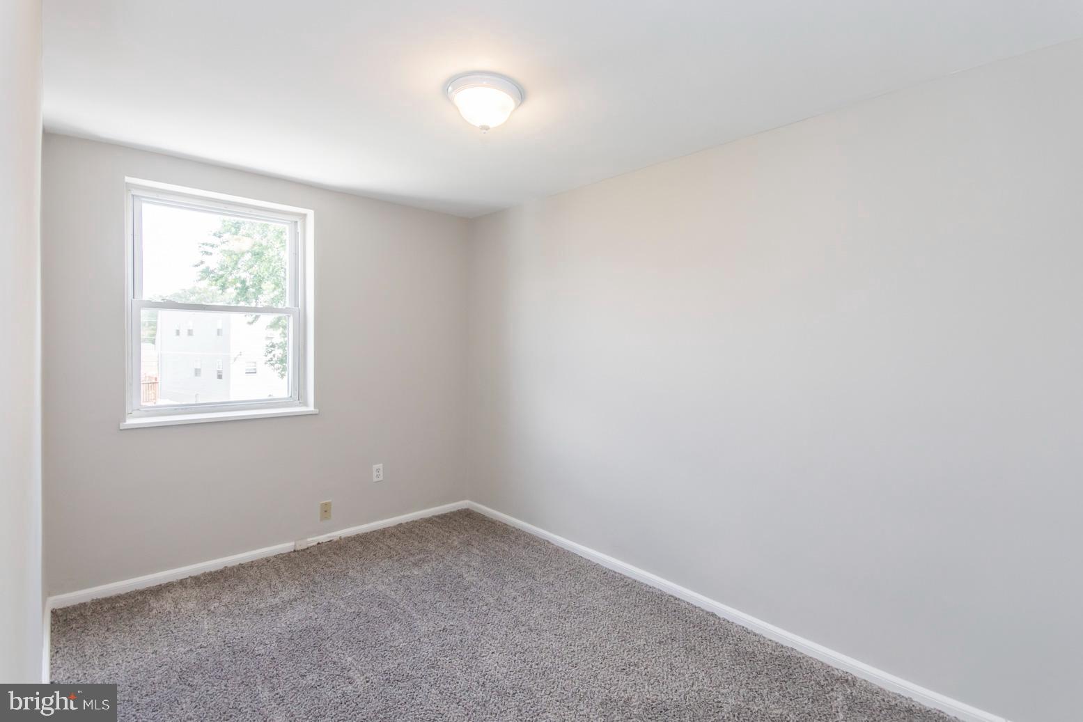 831 Grant Road Folcroft, PA 19032 - Photo 23 of 26