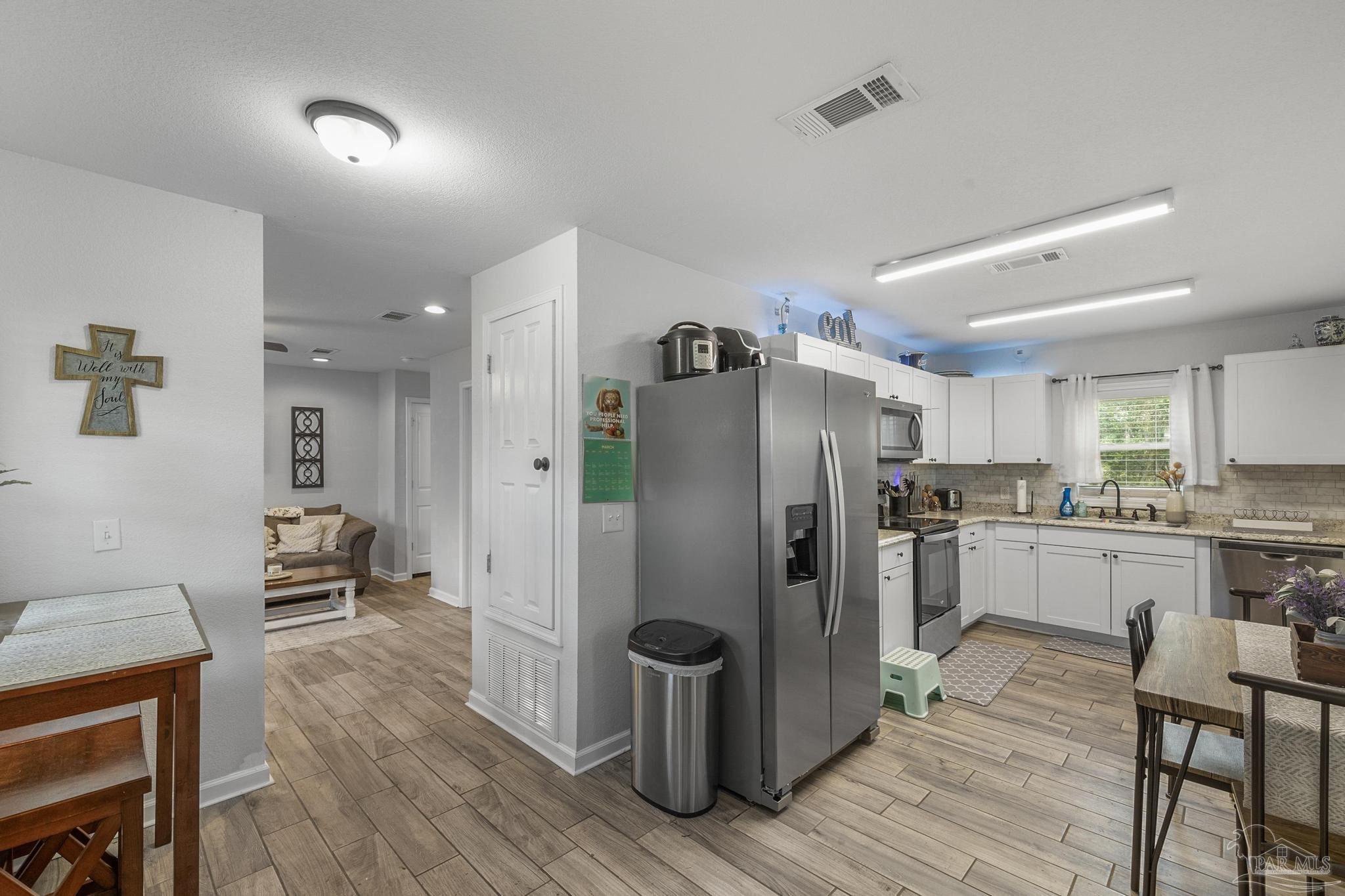 5320 Hutto Lane Jay, FL 32565 - Photo 5 of 16