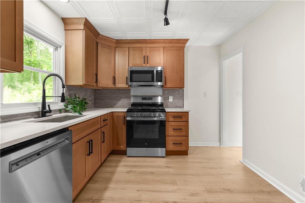 6985 Butner Road Atlanta, GA 30349 - Photo 12 of 41