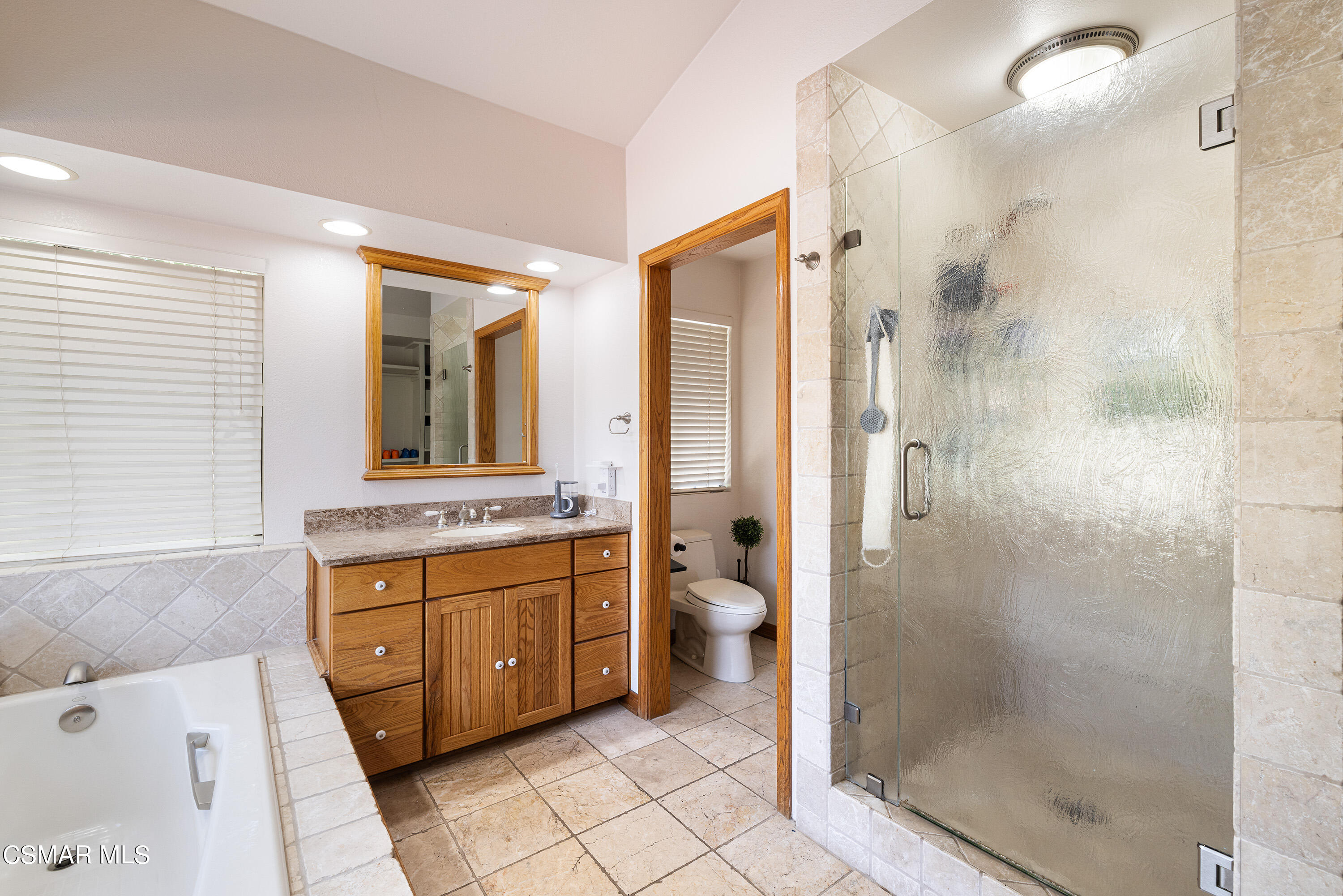 5620 Shoshone Street Simi Valley, CA 93063 - Photo 19 of 37 Shoshone16 (1)