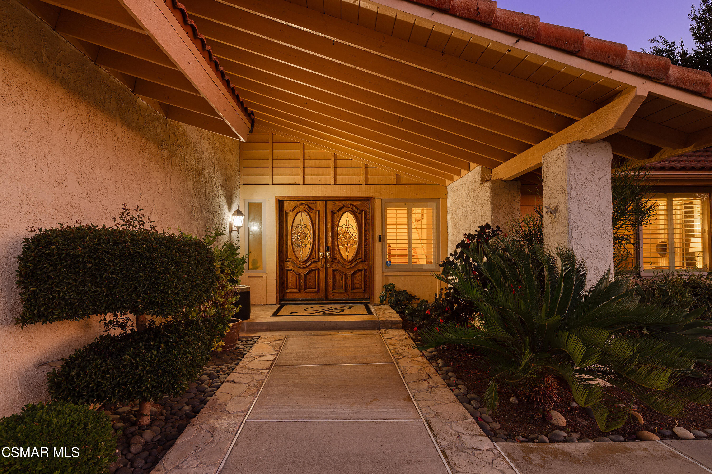 5620 Shoshone Street Simi Valley, CA 93063 - Photo 2 of 37 Shoshone31