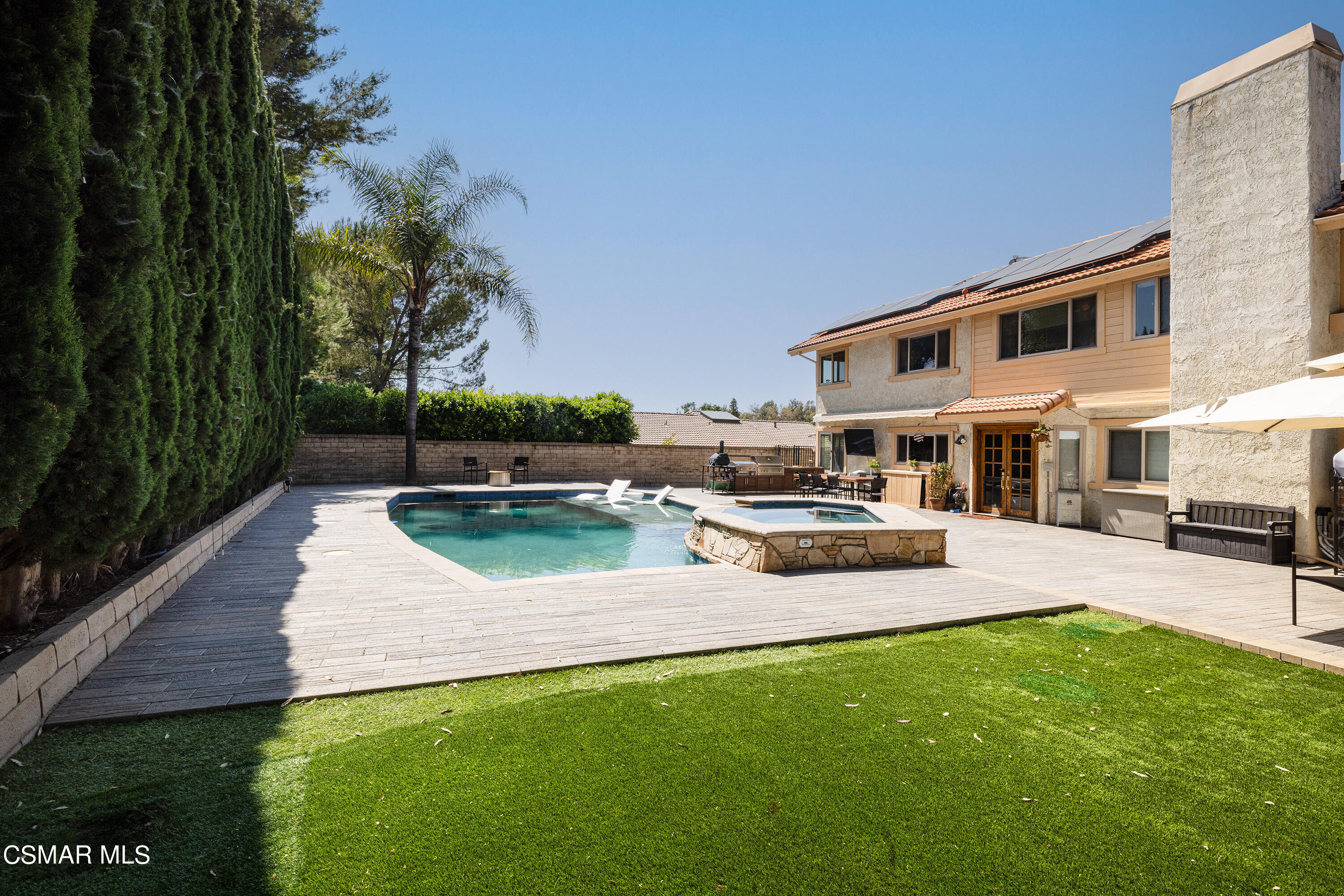 5620 Shoshone Street Simi Valley, CA 93063 - Photo 27 of 37 Shoshone26