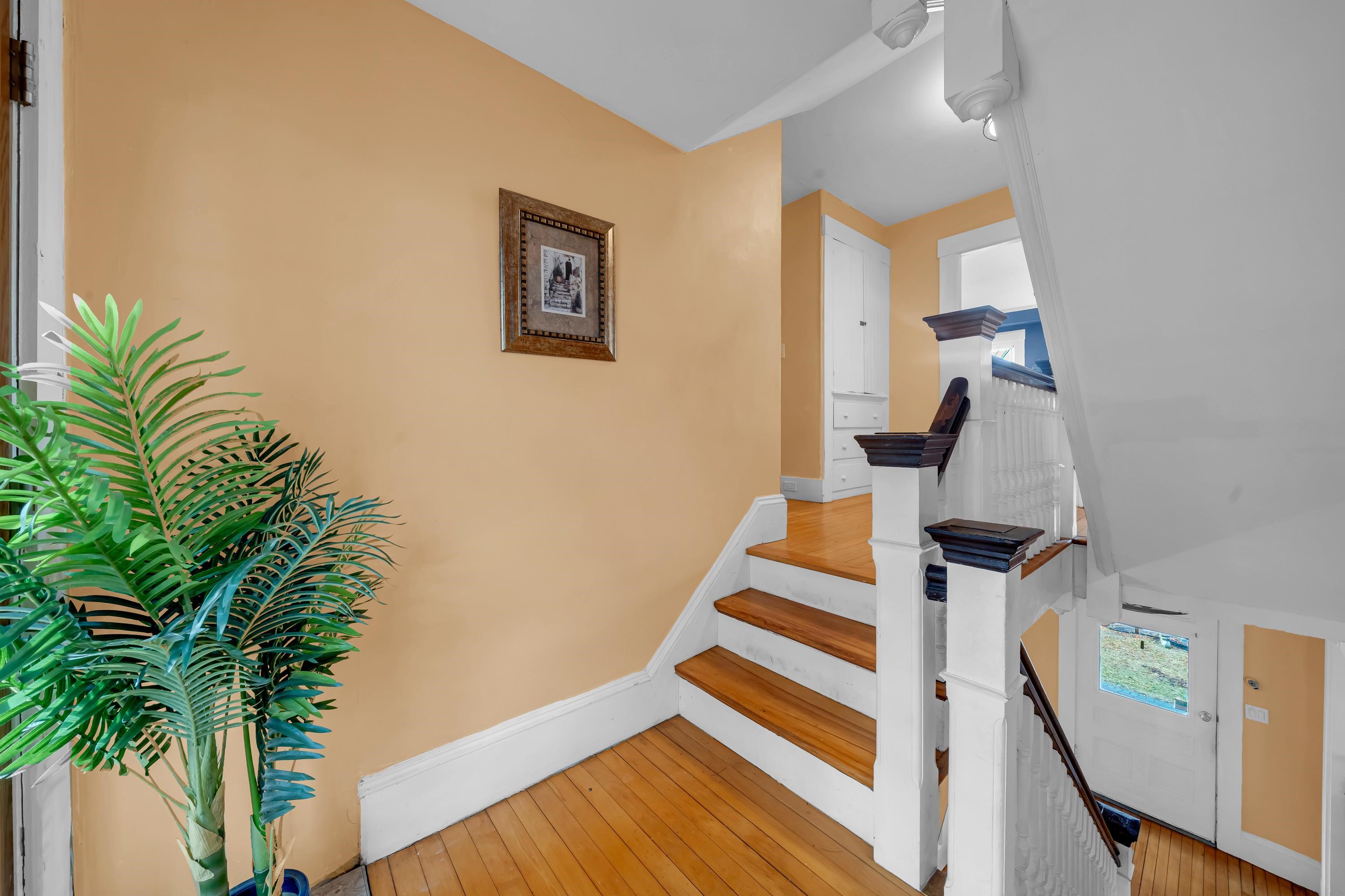 7 Moulton Street Raymond, NH 03077 - Photo 25 of 43