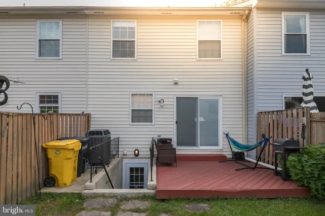 a view of an entryway