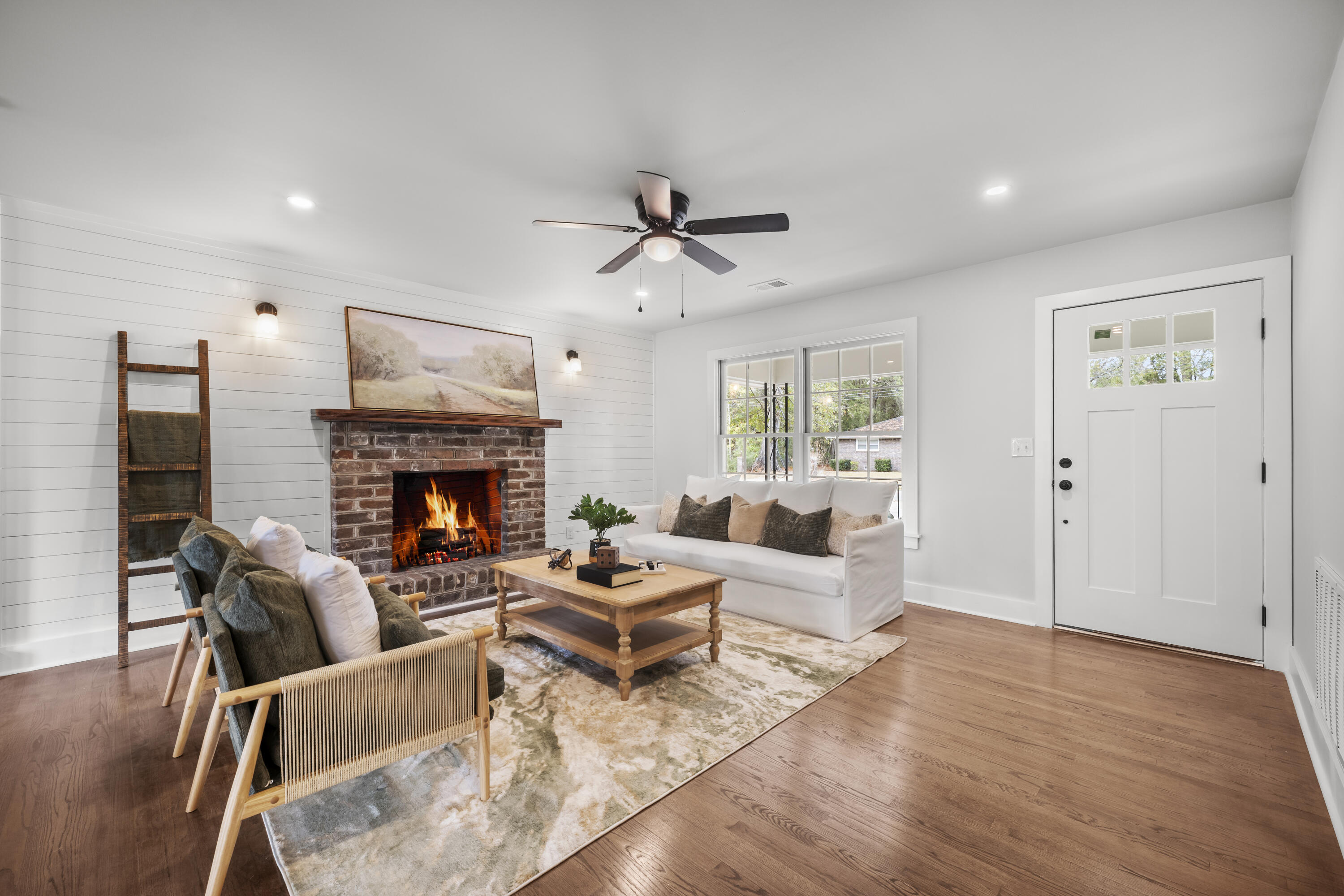 113 County Rd S-18-342 Summerville, SC 29483 - Photo 4 of 46 P1077128