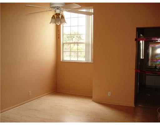 5329 Buckhead Circle, Unit 2030 Boca Raton, FL 33431 - Photo 5 of 10 Master Bedroom