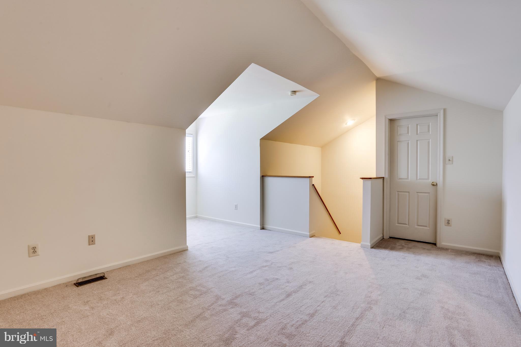 5217 Columbia Road, Unit 661 Columbia, MD 21044 - Photo 23 of 28 Interior (General)-loft w/closet
