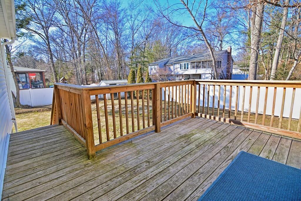 26 Meadow Road Medway, MA 02053 - Photo 8 of 33 Gallery Image 8
